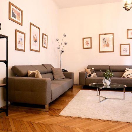 Contemporary City Apartment Vaci Utca Budapest Eksteriør billede